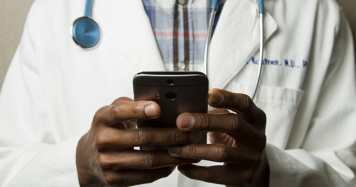 Online Therapy vs In-Person: What to Expect